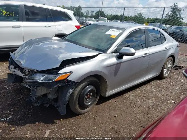 4T1C11AK8PU763186 2023 TOYOTA CAMRY - Image 2