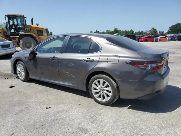 4T1C11AK8PU806473 2023 TOYOTA CAMRY - Image 2