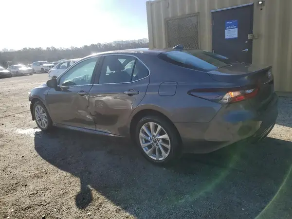 4T1C11AK8PU811138 2023 TOYOTA CAMRY - Image 2