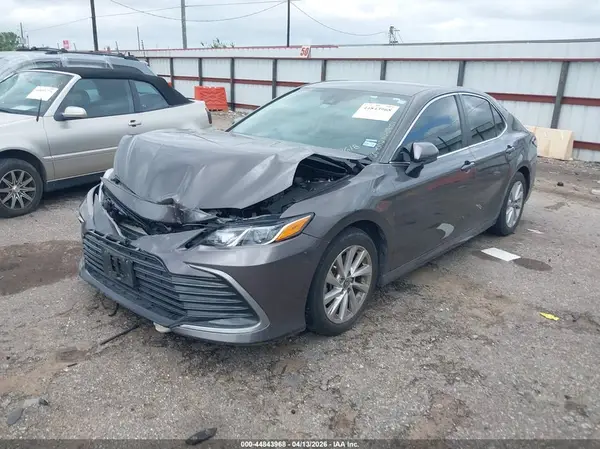 4T1C11AK8PU817618 2023 TOYOTA CAMRY - Image 2