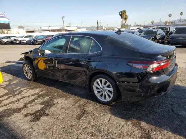 4T1C11AK8PU825623 2023 TOYOTA CAMRY - Image 2