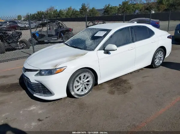 4T1C11AK8PU826545 2023 TOYOTA CAMRY - Image 2