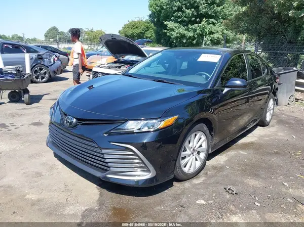 4T1C11AK8PU828070 2023 TOYOTA CAMRY - Image 2