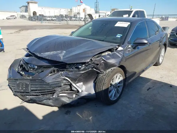 4T1C11AK8PU829736 2023 TOYOTA CAMRY - Image 2