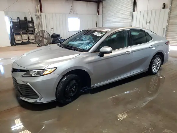 4T1C11AK8PU829784 2023 TOYOTA CAMRY - Image 1