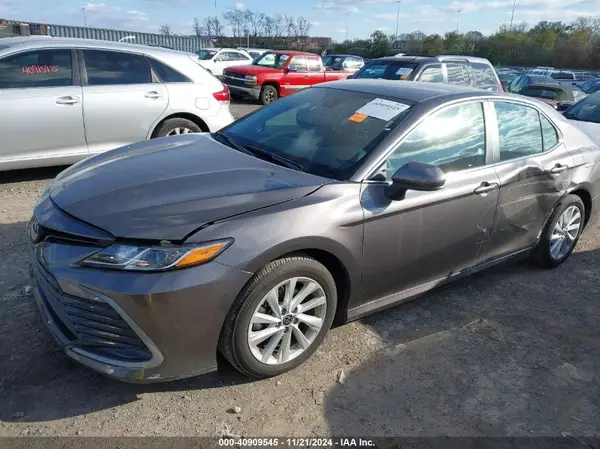 4T1C11AK8PU836315 2023 TOYOTA CAMRY - Image 2