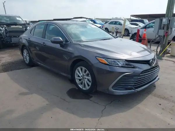 4T1C11AK8RU203977 2024 TOYOTA CAMRY - Image 1