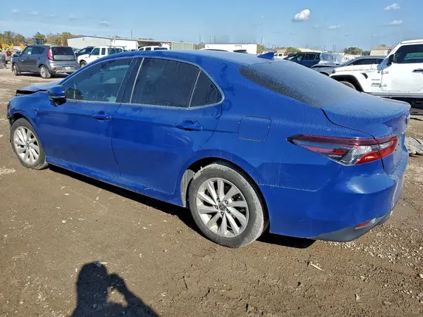 4T1C11AK8RU210072 2024 TOYOTA CAMRY - Image 2