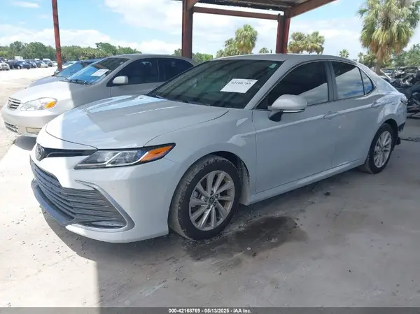 4T1C11AK8RU215529 2024 TOYOTA CAMRY - Image 2