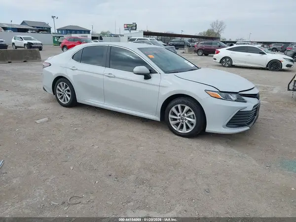 4T1C11AK8RU219242 2024 TOYOTA CAMRY - Image 1