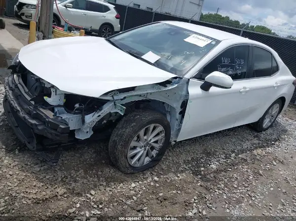 4T1C11AK8RU221234 2024 TOYOTA CAMRY - Image 2