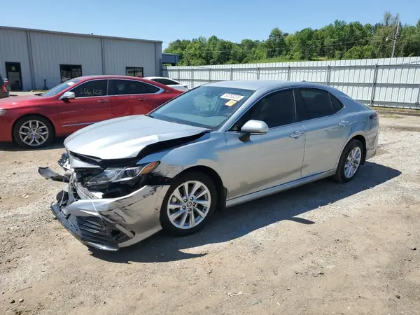 4T1C11AK8RU261202 2024 TOYOTA CAMRY - Image 1