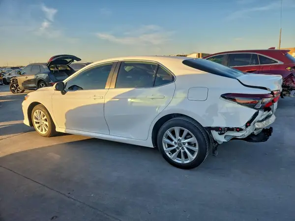 4T1C11AK8RU850072 2024 TOYOTA CAMRY - Image 2