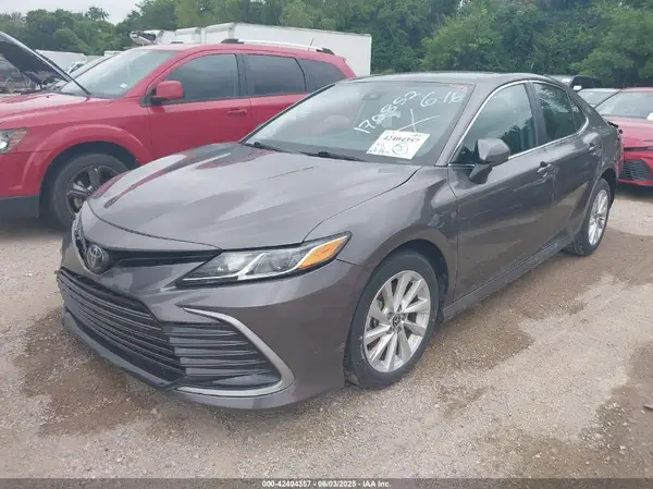 4T1C11AK8RU858303 2024 TOYOTA CAMRY - Image 2