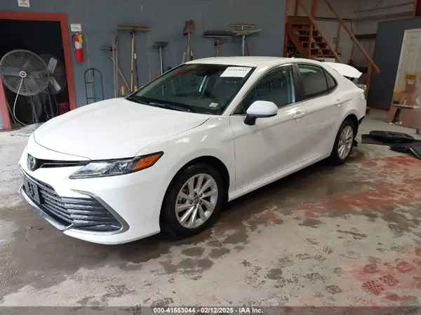 4T1C11AK8RU865087 2024 TOYOTA CAMRY - Image 2