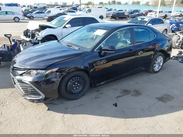 4T1C11AK8RU909461 2024 TOYOTA CAMRY - Image 2