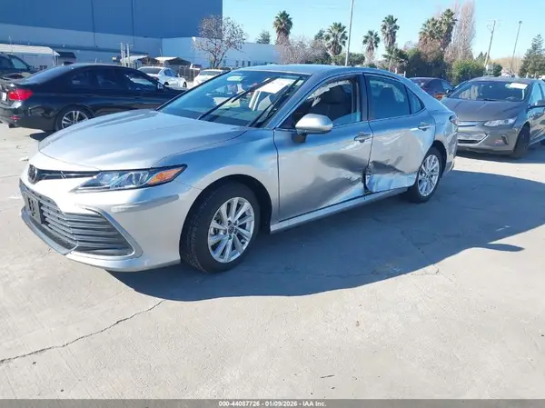 4T1C11AK8RU915034 2024 TOYOTA CAMRY - Image 2