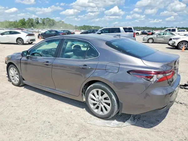 4T1C11AK8RU916085 2024 TOYOTA CAMRY - Image 2