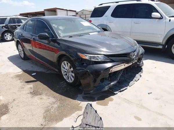 4T1C11AK9LU317302 2020 TOYOTA CAMRY - Image 1