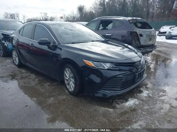 4T1C11AK9LU337601 2020 TOYOTA CAMRY - Image 1