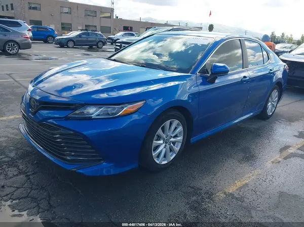 4T1C11AK9LU338604 2020 TOYOTA CAMRY - Image 2