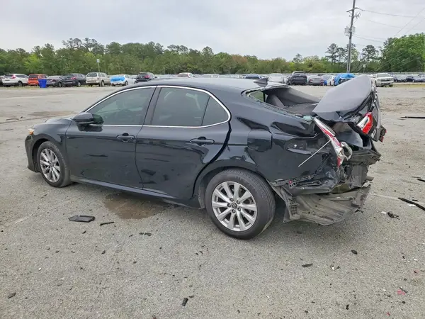 4T1C11AK9LU340532 2020 TOYOTA CAMRY - Image 2