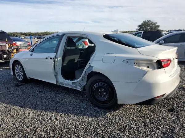 4T1C11AK9LU355872 2020 TOYOTA CAMRY - Image 2