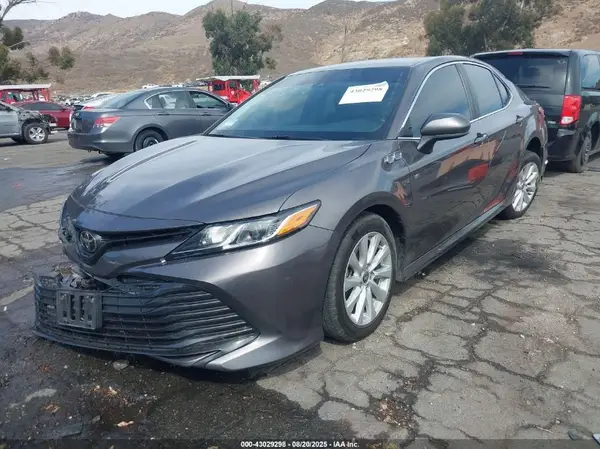 4T1C11AK9LU366869 2020 TOYOTA CAMRY - Image 2