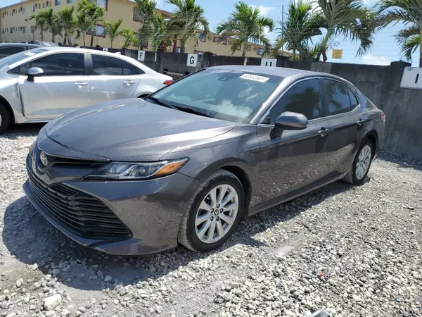 4T1C11AK9LU370825 2020 TOYOTA CAMRY - Image 1