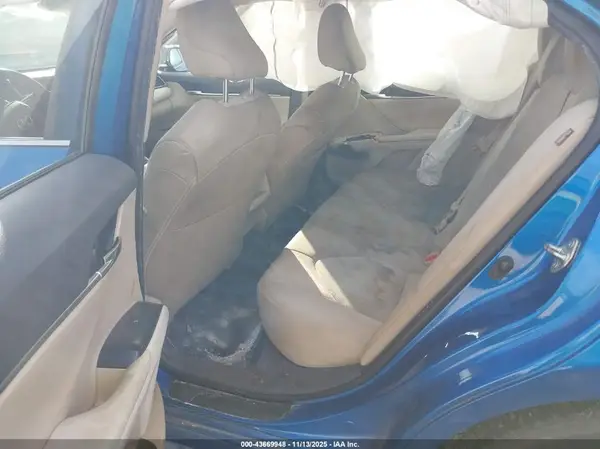 4T1C11AK9LU379525 2020 TOYOTA CAMRY - Image 8