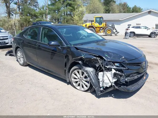 4T1C11AK9LU387012 2020 TOYOTA CAMRY - Image 1
