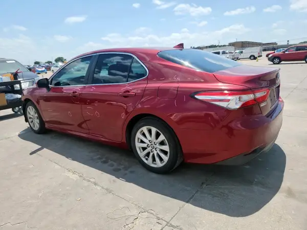 4T1C11AK9LU389942 2020 TOYOTA CAMRY - Image 2