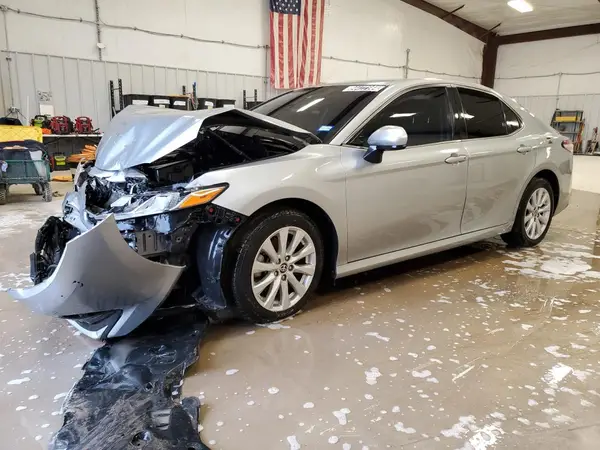 4T1C11AK9LU509383 2020 TOYOTA CAMRY - Image 1