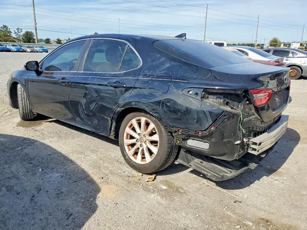 4T1C11AK9LU860648 2020 TOYOTA CAMRY - Image 2