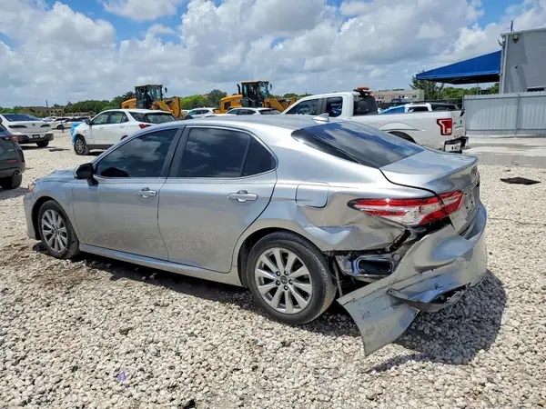 4T1C11AK9LU861296 2020 TOYOTA CAMRY - Image 2