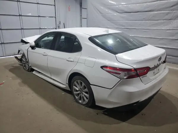 4T1C11AK9LU863680 2020 TOYOTA CAMRY - Image 2