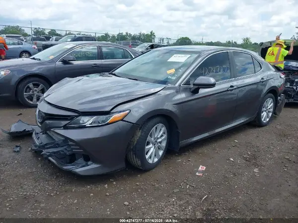 4T1C11AK9LU866787 2020 TOYOTA CAMRY - Image 2