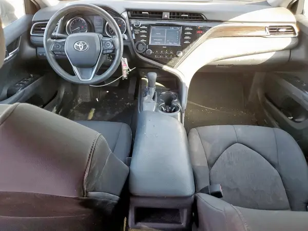 4T1C11AK9LU881886 2020 TOYOTA CAMRY - Image 8
