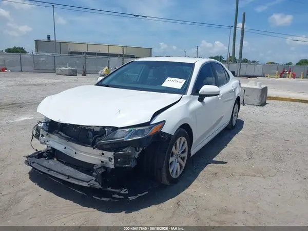 4T1C11AK9LU888157 2020 TOYOTA CAMRY - Image 2