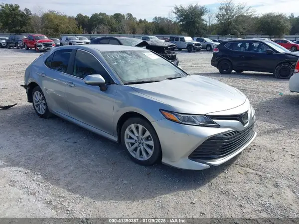 4T1C11AK9LU912165 2020 TOYOTA CAMRY - Image 1