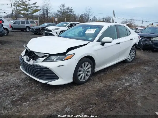 4T1C11AK9LU912585 2020 TOYOTA CAMRY - Image 2