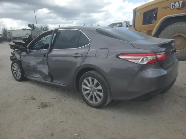 4T1C11AK9LU919536 2020 TOYOTA CAMRY - Image 2