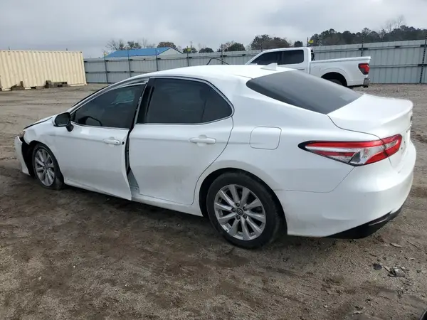 4T1C11AK9LU927653 2020 TOYOTA CAMRY - Image 2