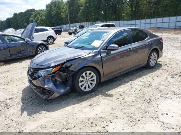 4T1C11AK9LU935316 2020 TOYOTA CAMRY - Image 2