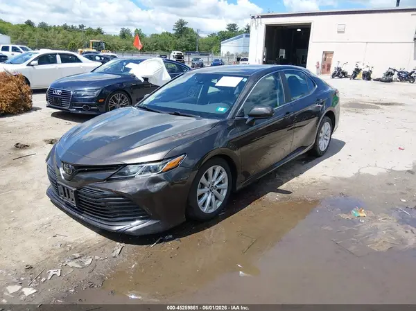 4T1C11AK9LU938913 2020 TOYOTA CAMRY - Image 2