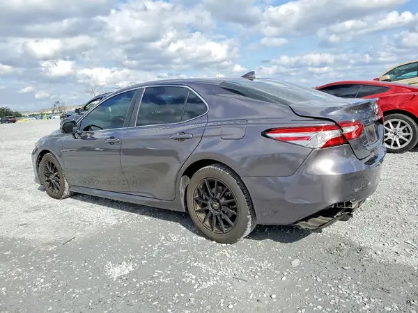 4T1C11AK9LU952827 2020 TOYOTA CAMRY - Image 2