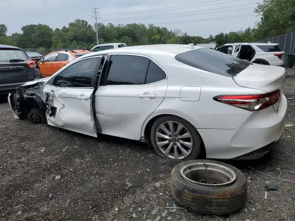 4T1C11AK9LU956392 2020 TOYOTA CAMRY - Image 2