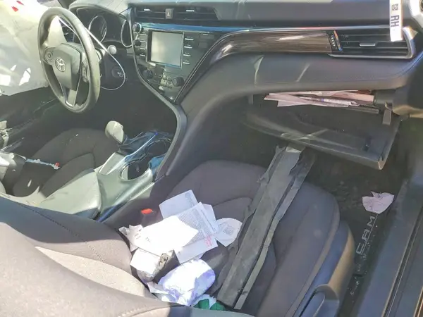4T1C11AK9LU957056 2020 TOYOTA CAMRY - Image 8