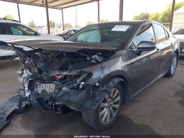 4T1C11AK9LU958305 2020 TOYOTA CAMRY - Image 2