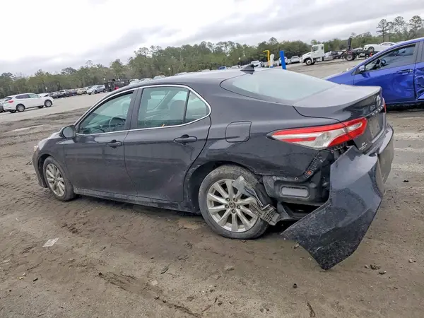 4T1C11AK9LU959986 2020 TOYOTA CAMRY - Image 2